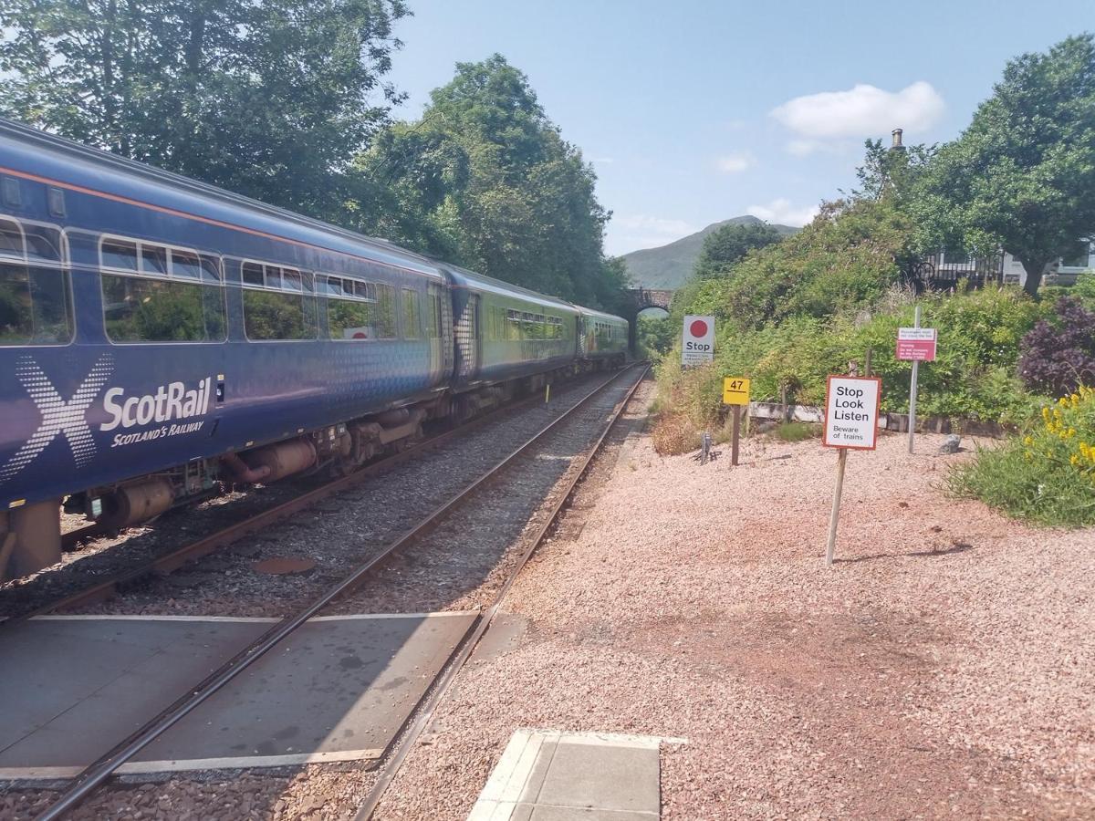 Dalmally Railway Station, Loch Awe Stronmilchan Eksteriør billede